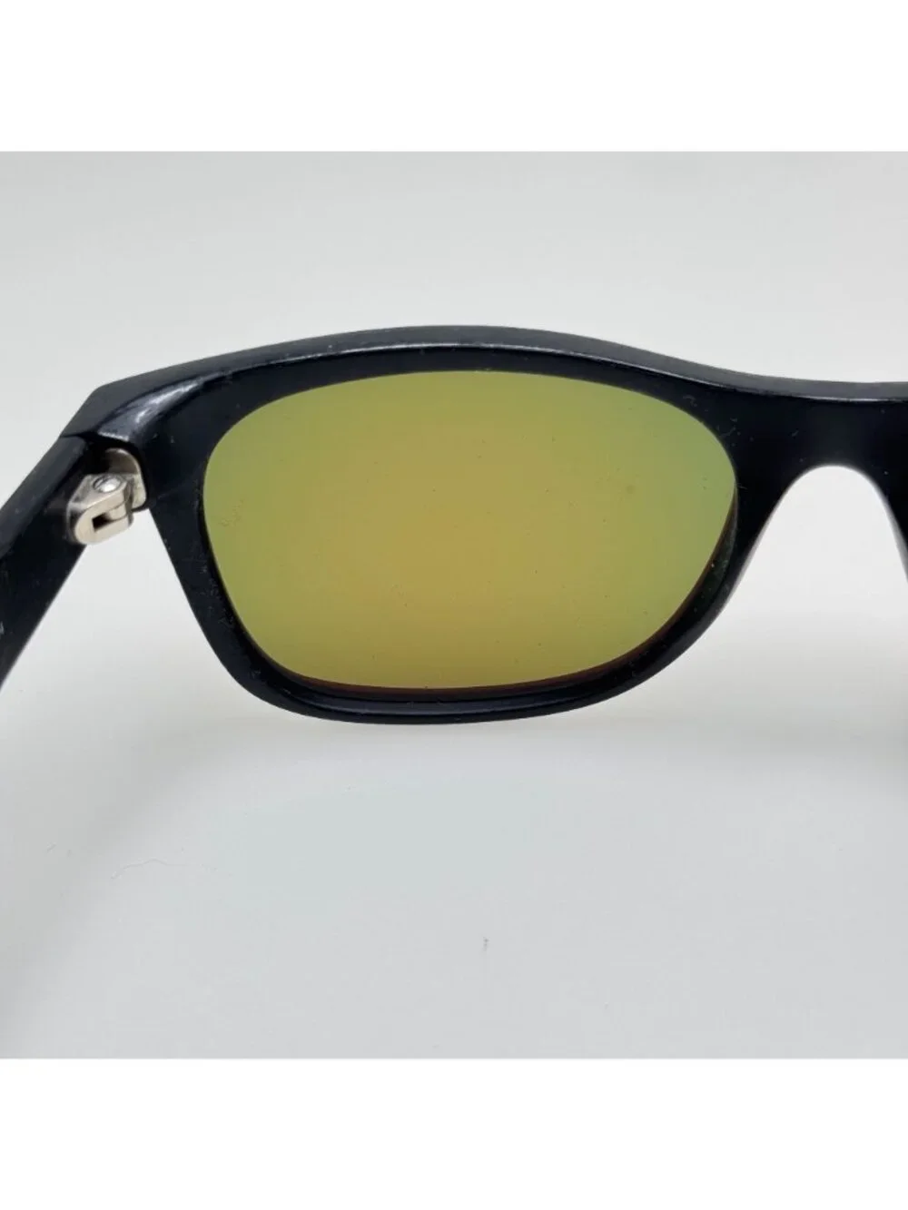Ray Ban Sunglasses RB 2132 “New Wayfarer” 622/69 55-18 Italy Read Description